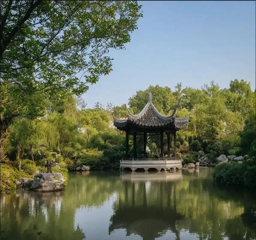 萍乡湘东雨韵教育有限公司